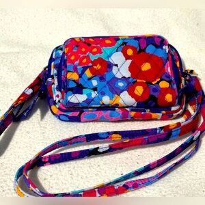 NWOT Vera Bradley Crossbody Wallet